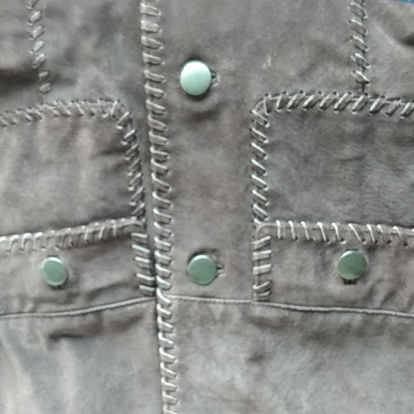 BEAUTIFUL brown suede jacket size small like new!!! - Picture 4 of 4